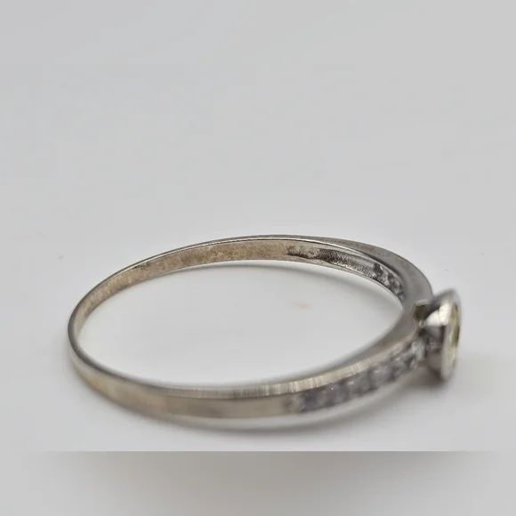 Sterling Silver Ring With Yellow Stone - Picture 6 of 8